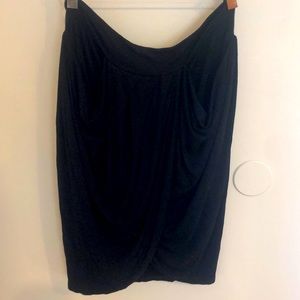 Black skirt by LA made